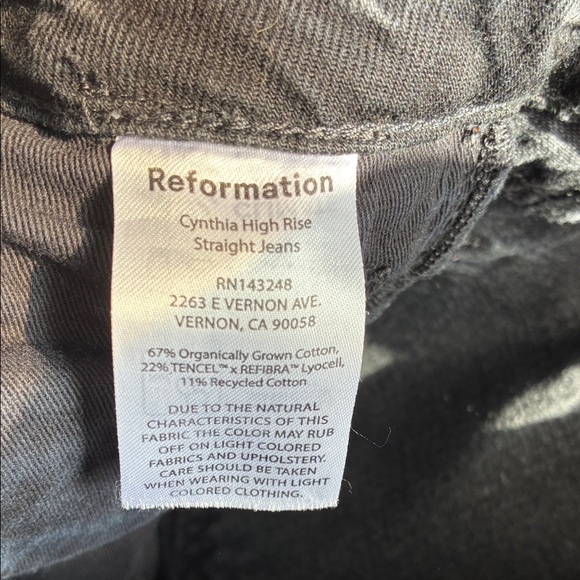 EUC Women’s Reformation Black Cynthia High Rise Straight Jeans Size 24 - Picture 3 of 10